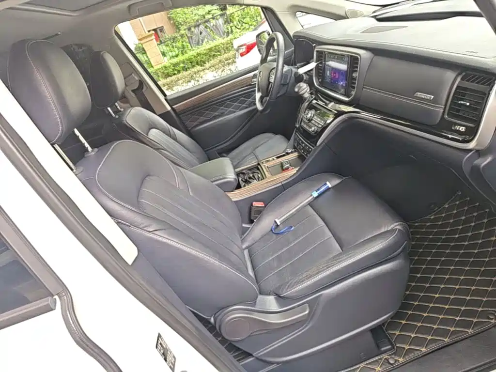 GAC Trumpchi M8 2020 — фото 25