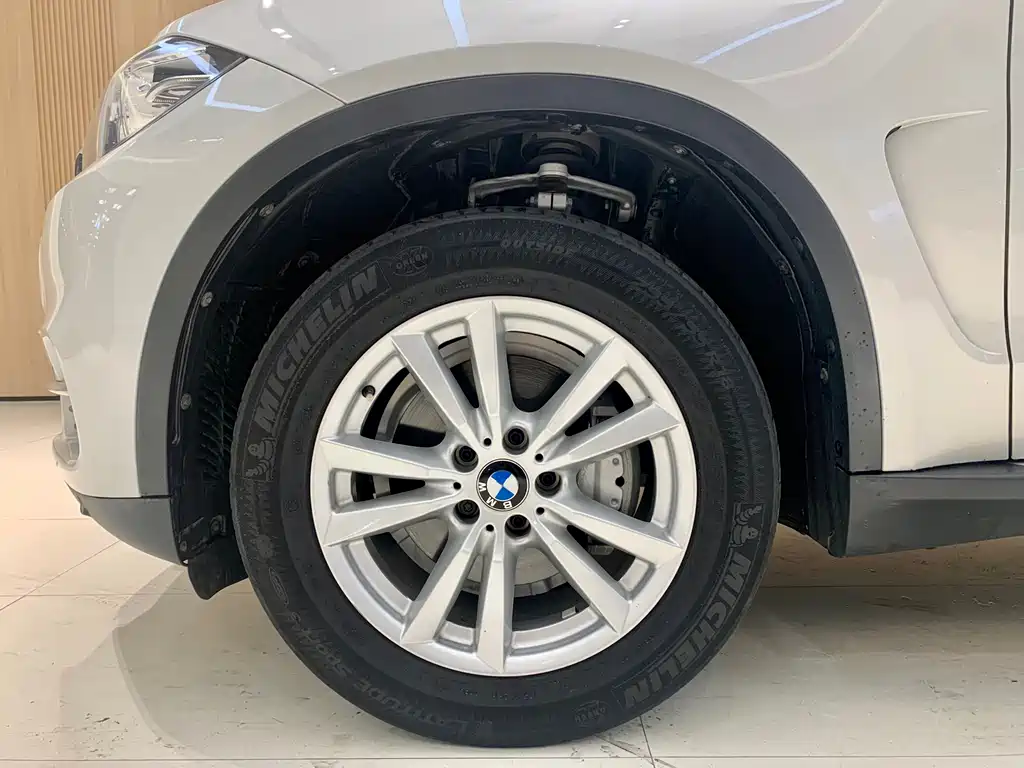 BMW X5 2016 — фото 18