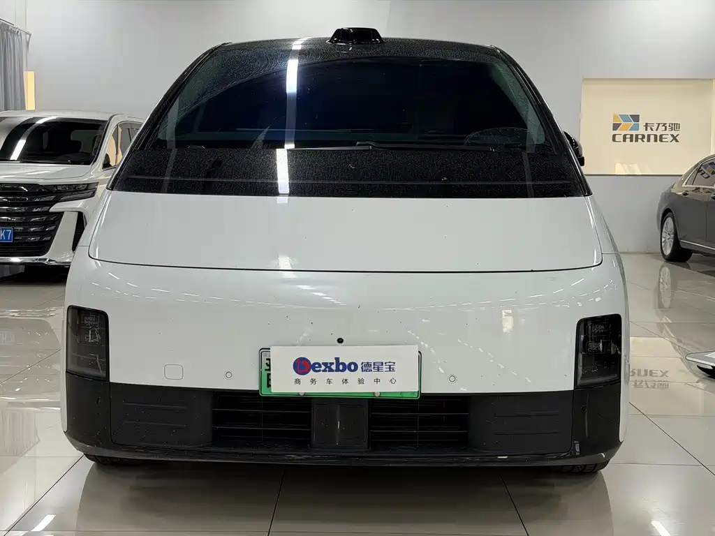 Li Auto Li MEGA 2024