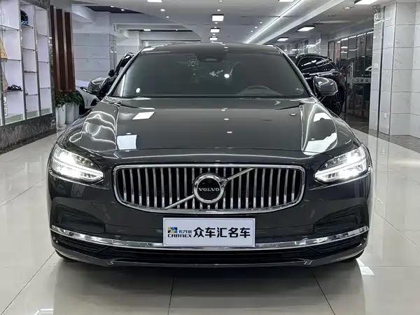 Volvo S90 2023
