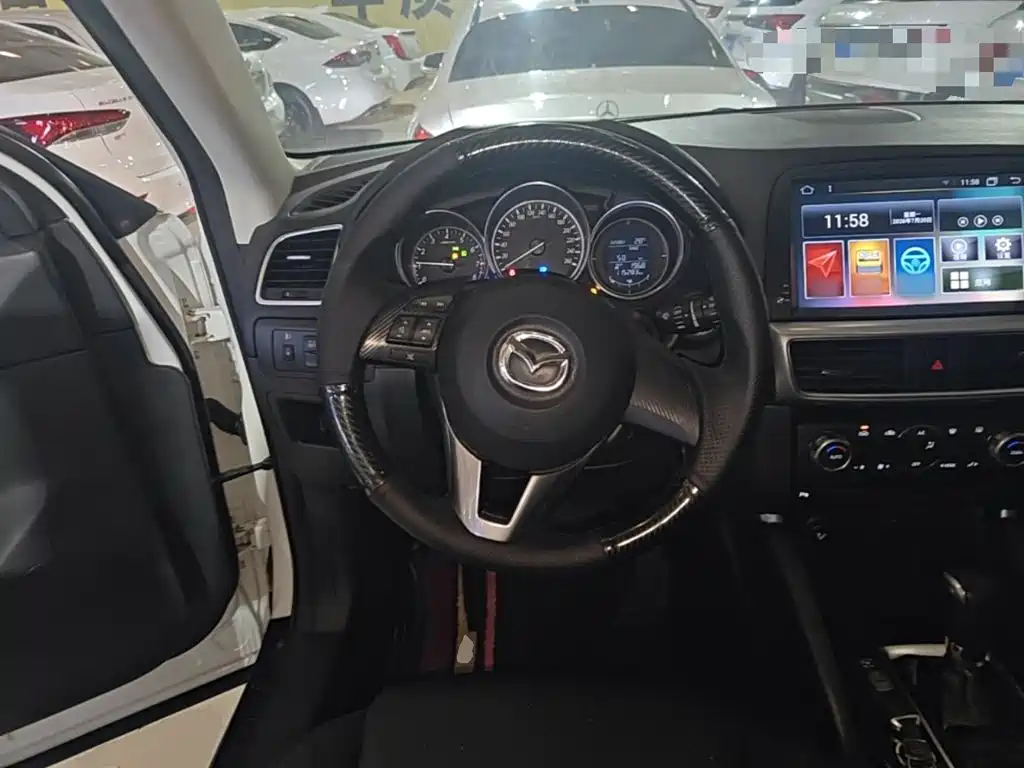 Mazda CX-5 2017 — фото 11