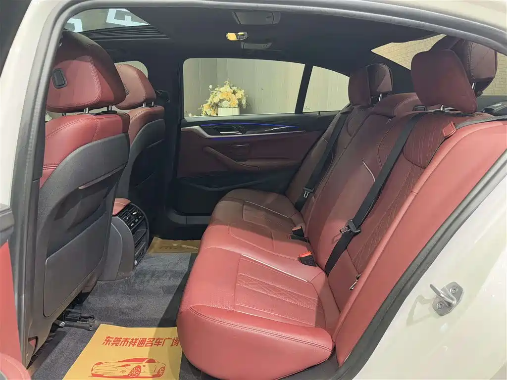 BMW 5 Series 2022
