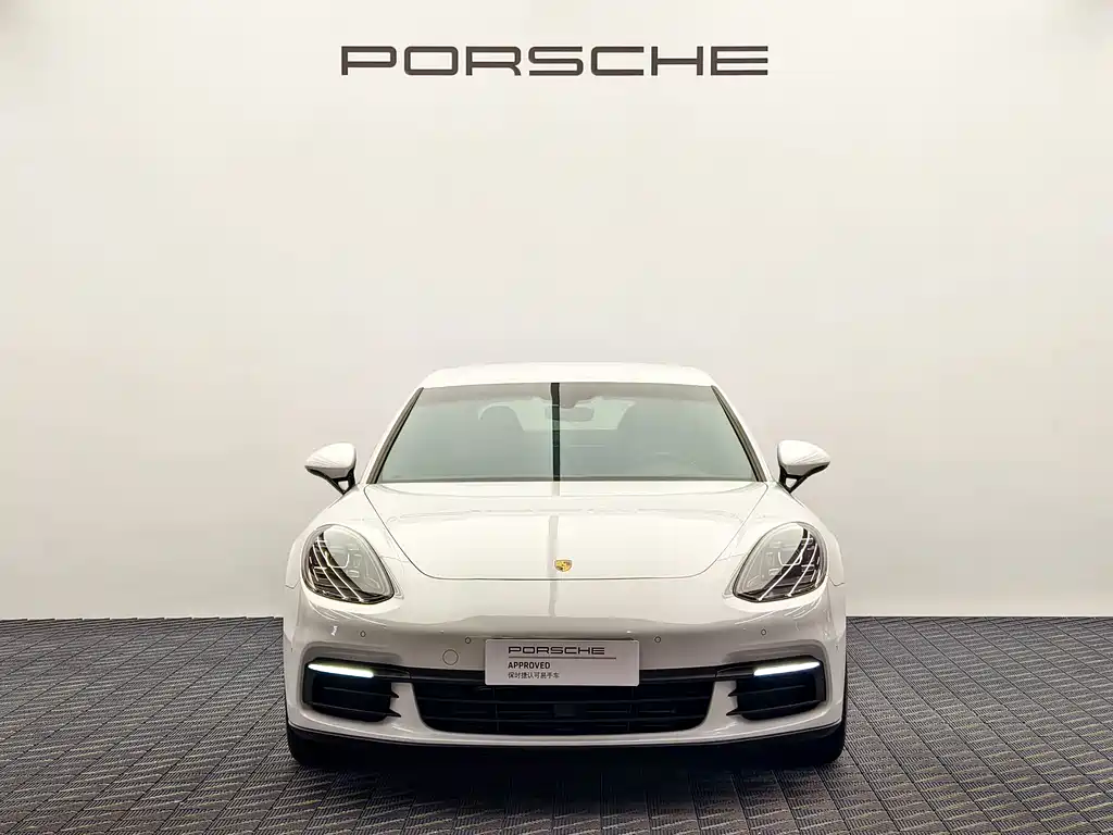 Porsche Panamera 2018 — фото 2