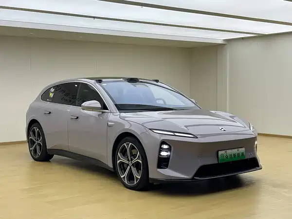 NIO ET5T 2025