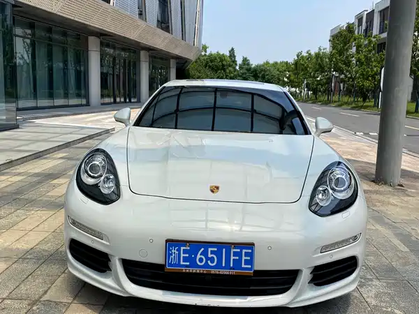 Porsche Panamera 2014