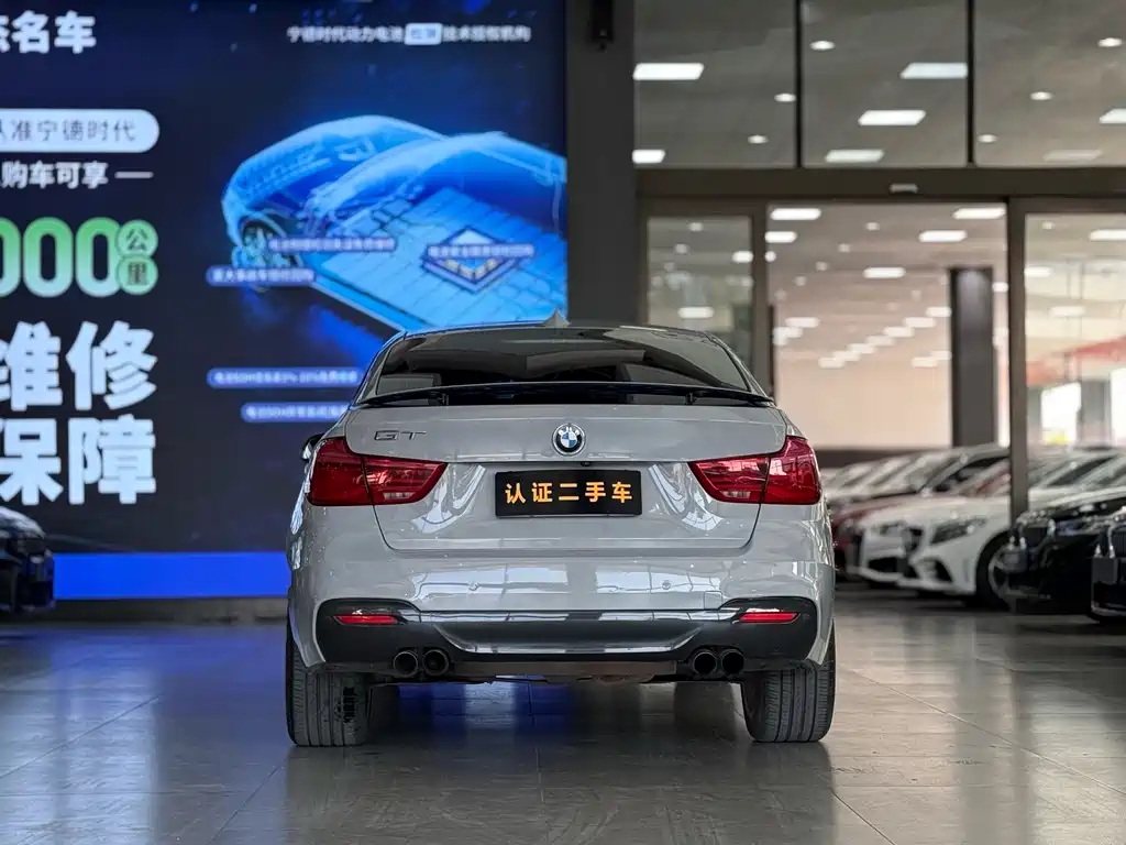 BMW 3 Series GT 2018 — фото 8