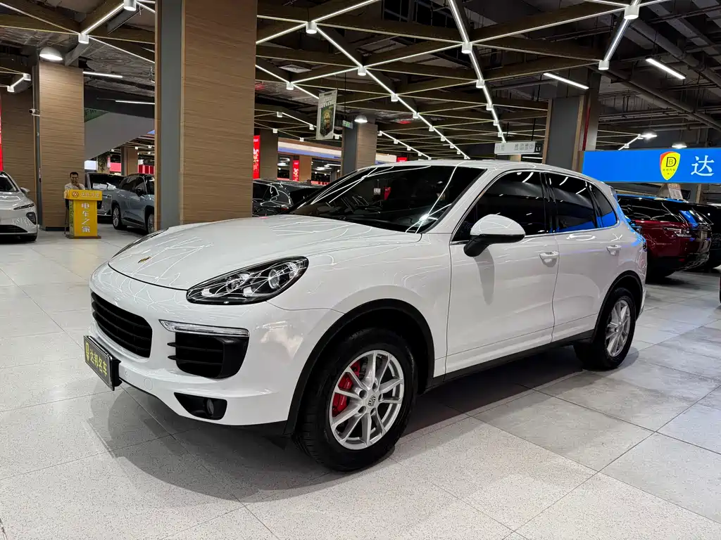 Porsche Cayenne 2015 — фото 4