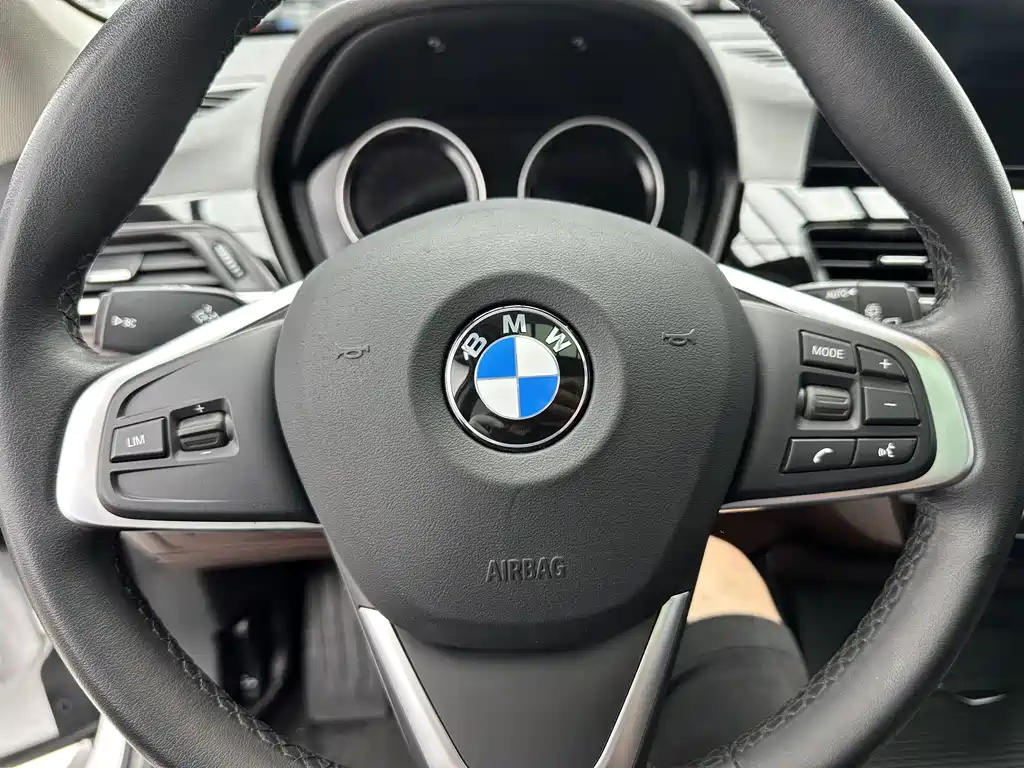 BMW X1 2023 — фото 13