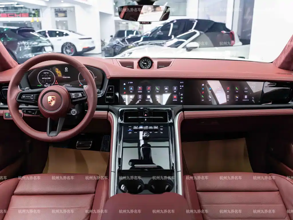 Porsche Panamera 2025 — фото 15