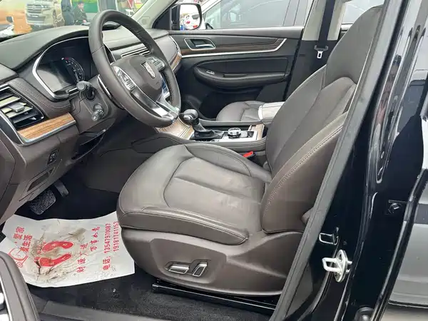 Roewe RX8 2021