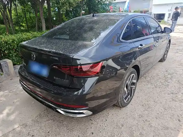 Volkswagen Sagitar 2024