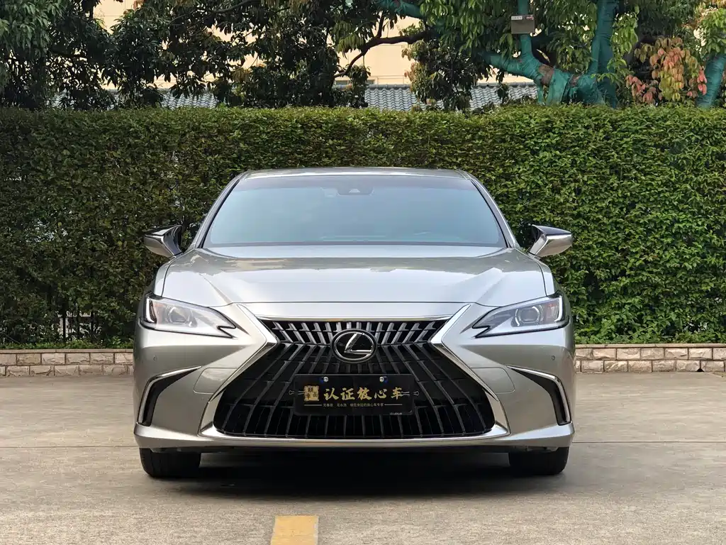 Lexus ES 2022 — фото 2