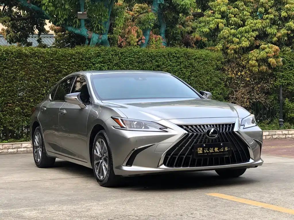 Lexus ES 2022 — фото 3