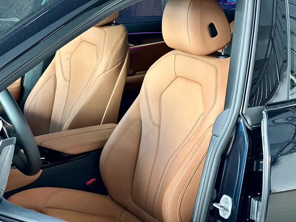 BMW 6 Series GT 2024 — фото 20