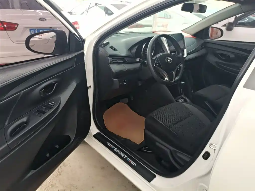 Toyota Vios FS 2022 — фото 16