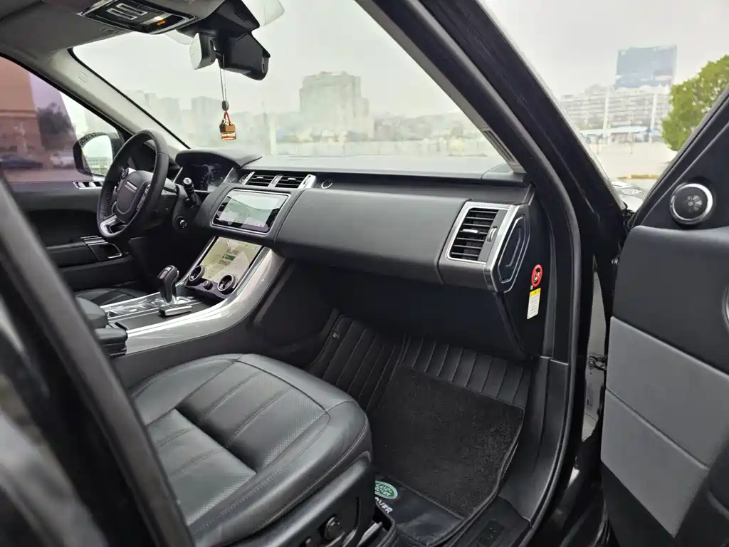 Land Rover Sport 2019 — фото 7