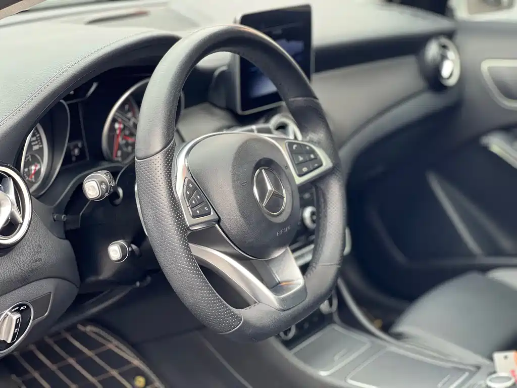 Mercedes-Benz GLA 2020 — фото 10