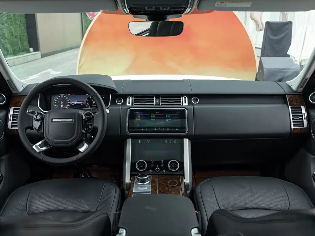 Land Rover Range Rover 2020 — фото 11