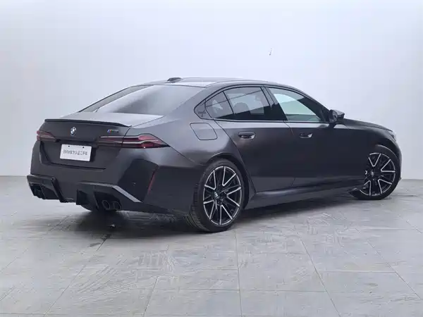 BMW M5 New Energy 2025
