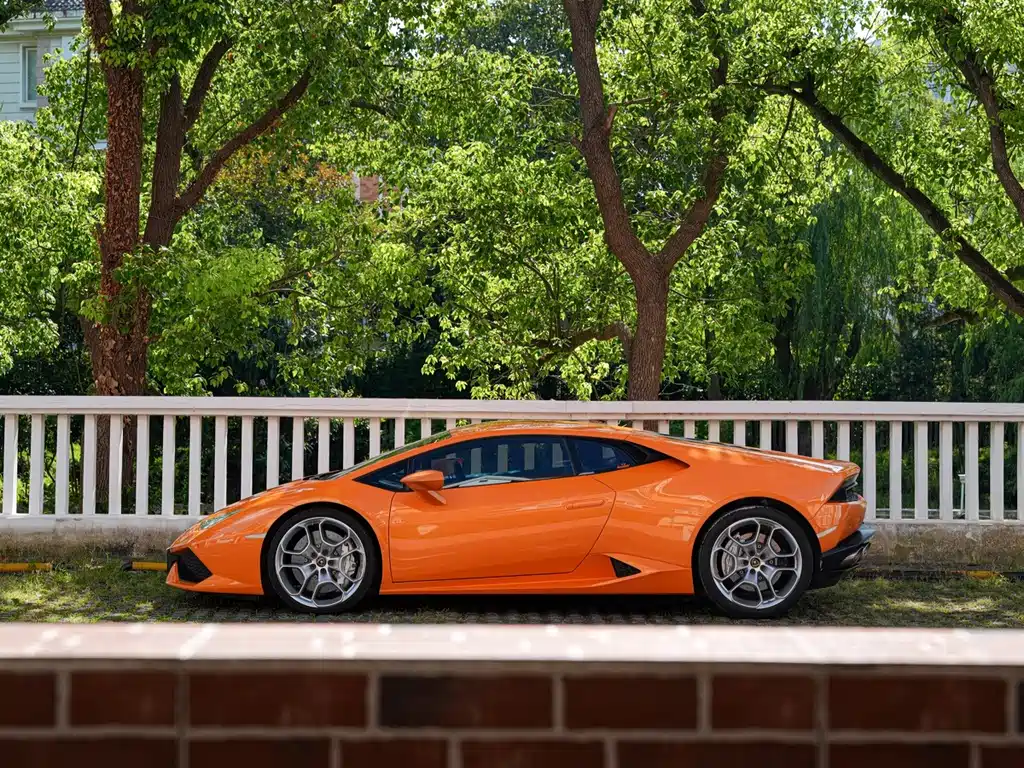Lamborghini Huracan 2016 — фото 9