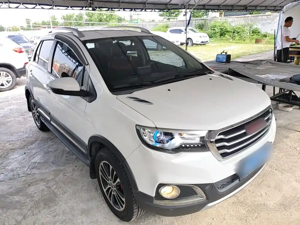Haval H1 2015 — фото 4