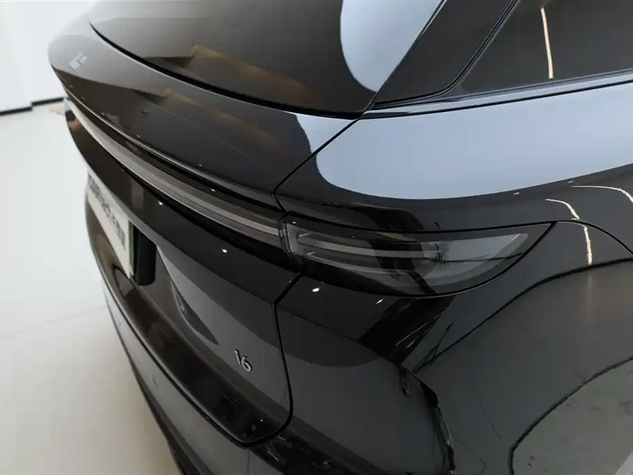 Li Auto i6 2025 — фото 10