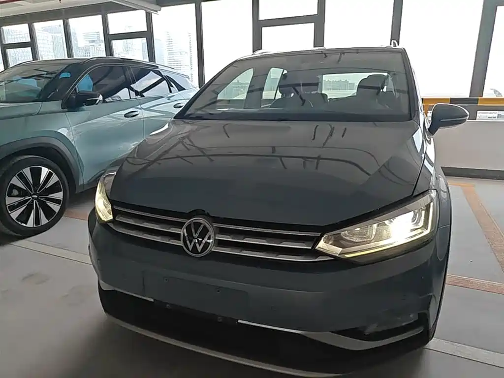 Volkswagen Touran 2020 — фото 3