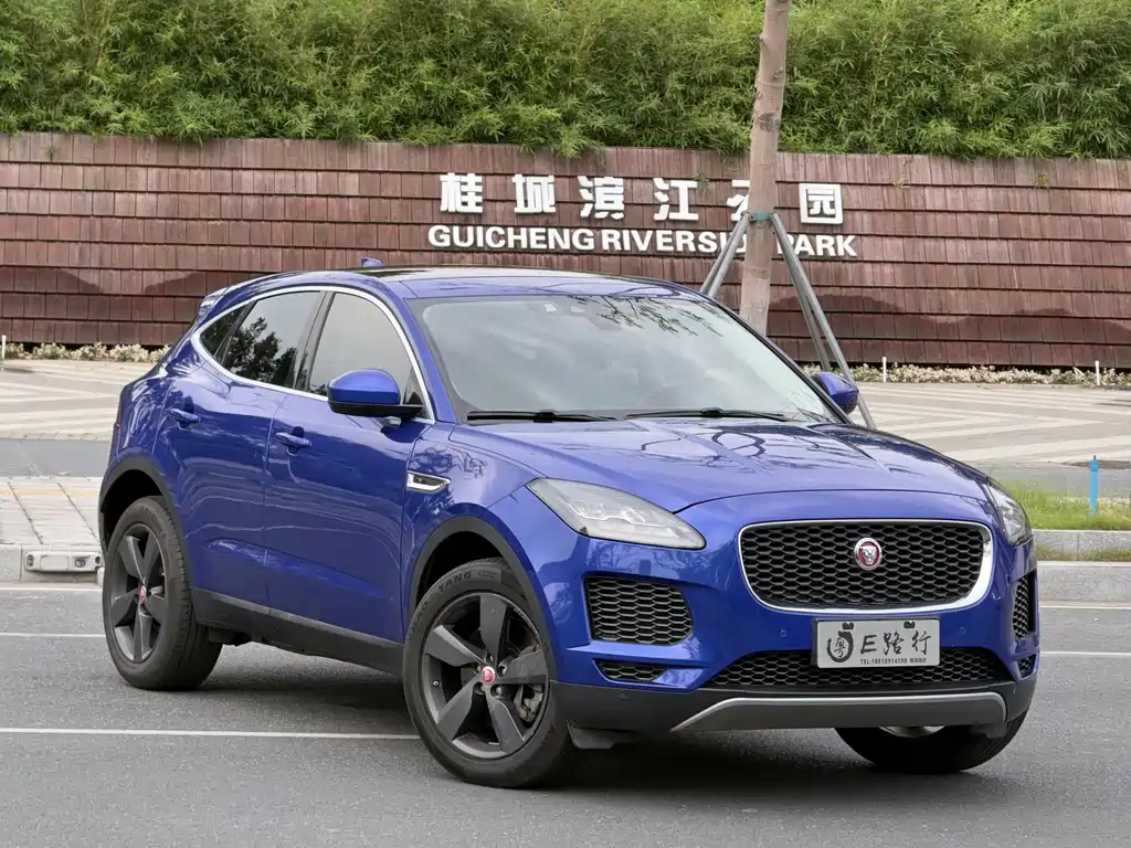Jaguar E-PACE 2019 — фото 3