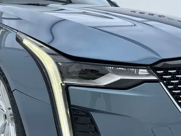 Cadillac CT4 2024
