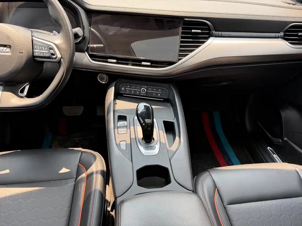 Haval F7 2021 — фото 16