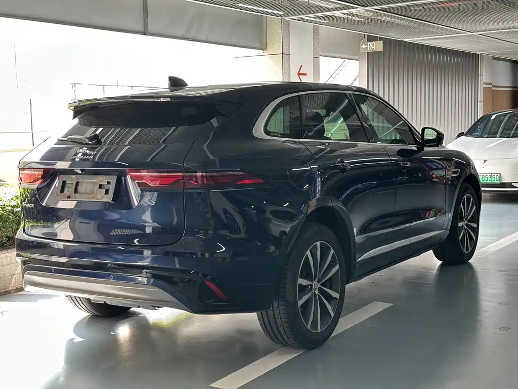 Jaguar F-PACE 2022 — фото 5