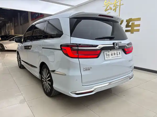 Honda Elysion 2024