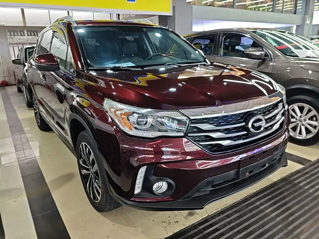 GAC Trumpchi GS4 2016 — фото 4