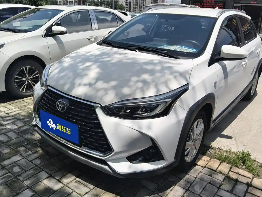 Toyota Yaris L 2020 — фото 1