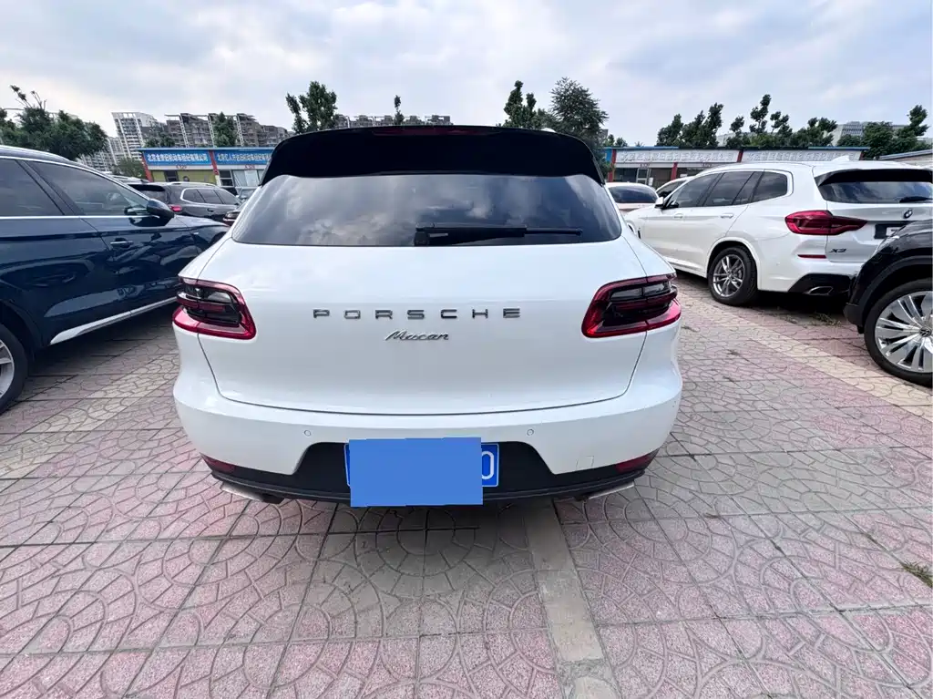 Porsche Macan 2015 — фото 11