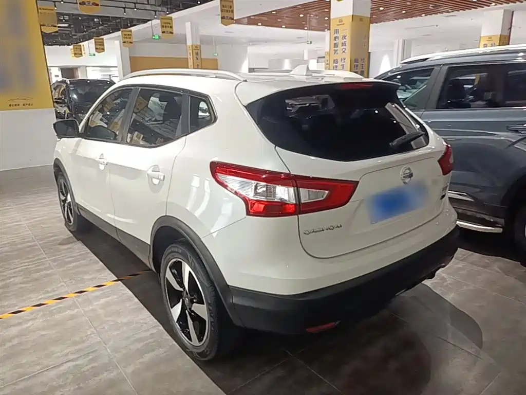Nissan Qashqai 2017 — фото 5