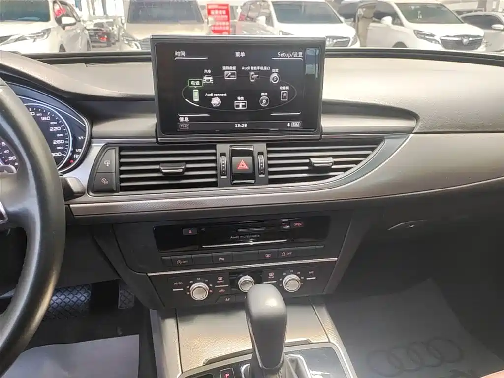 Audi A6L 2018 — фото 13