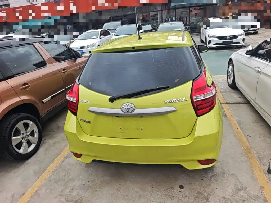 Toyota Yaris L 2019