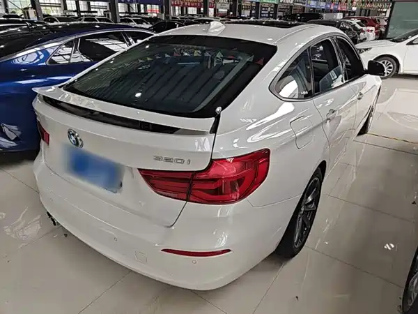 BMW 3 Series GT 2018