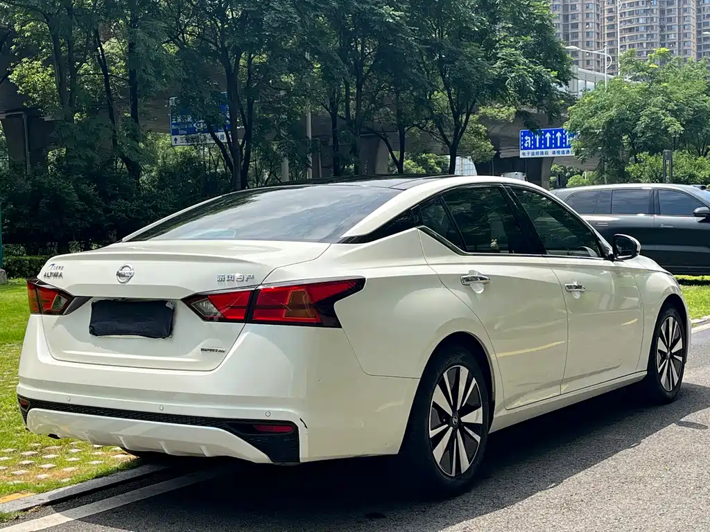 Nissan Teana 2021