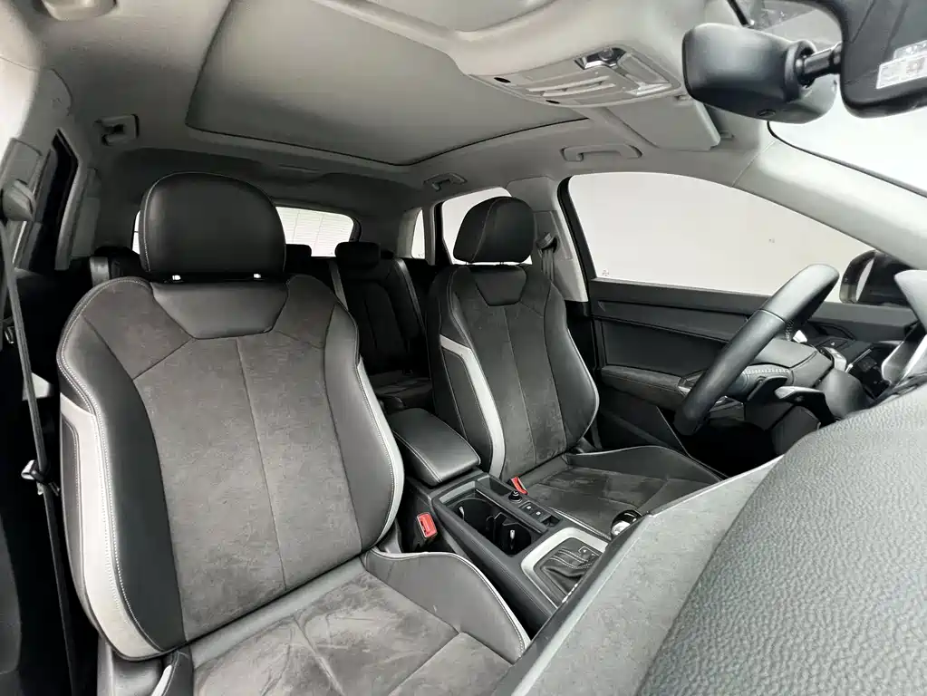 Audi Q3 2022 — фото 15