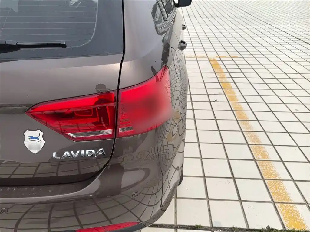 Volkswagen Gran Lavida 2015 — фото 24