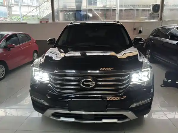 GAC Trumpchi GS8 2017