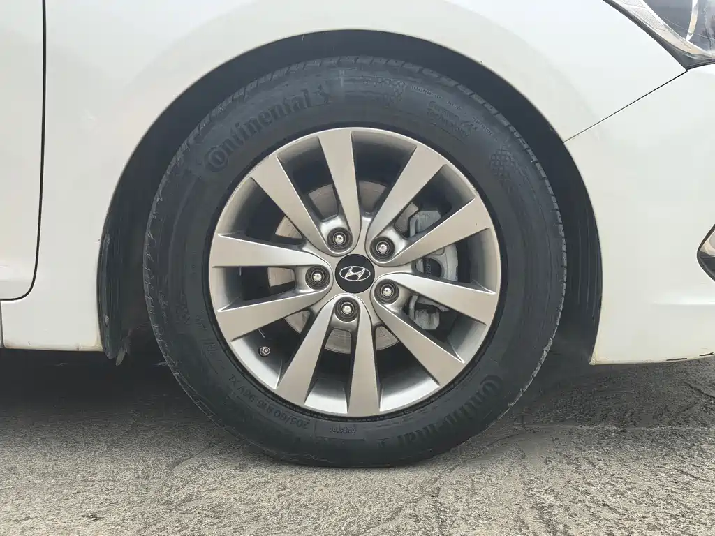 Hyundai Mistra 2015 — фото 14