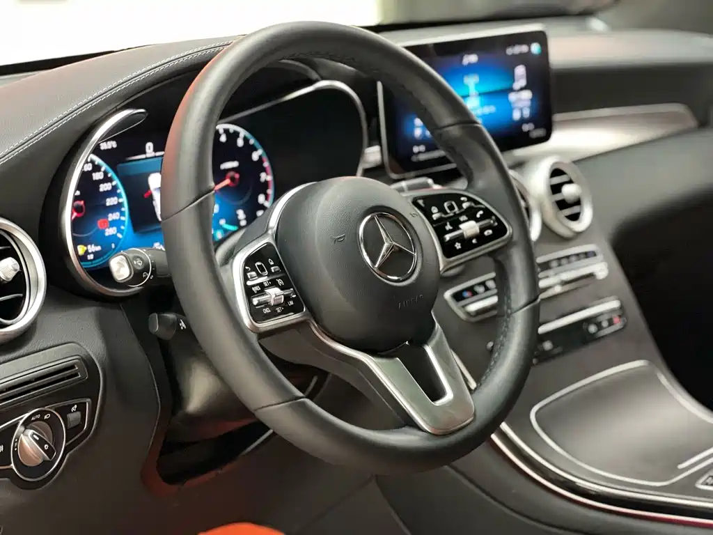 Mercedes-Benz GLC Coupe 2022 — фото 7