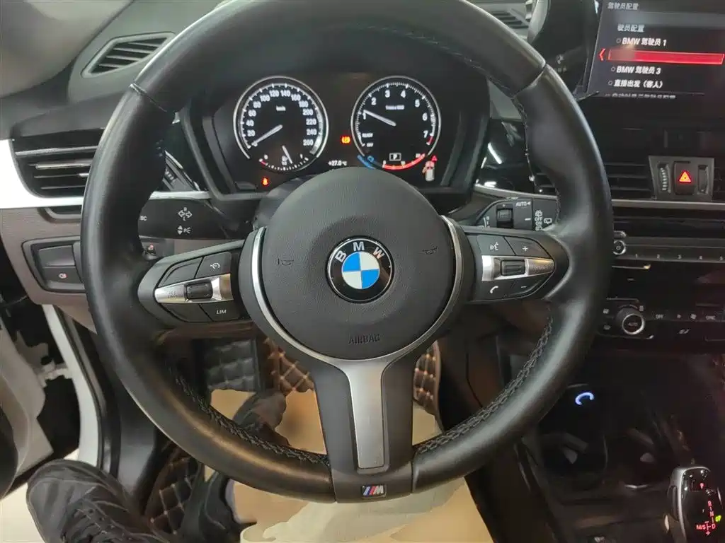 BMW X1 2022 — фото 11