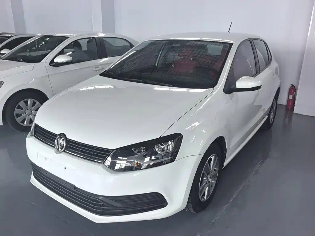 Volkswagen Polo 2018 — фото 1