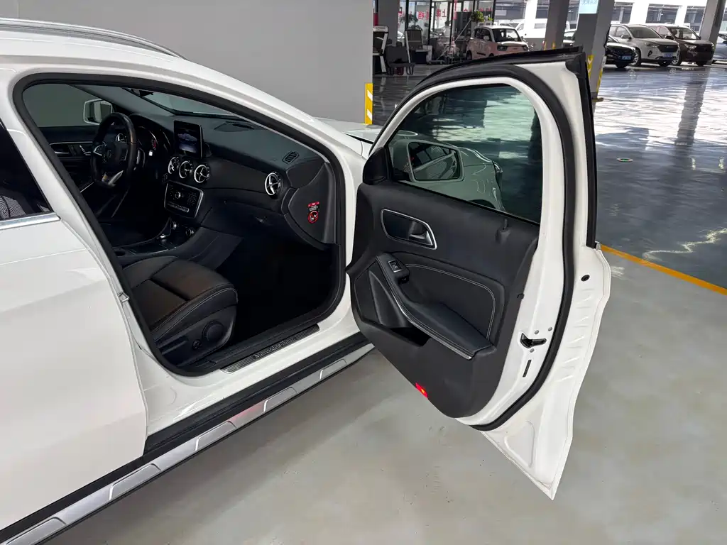 Mercedes-Benz GLA 2020 — фото 13