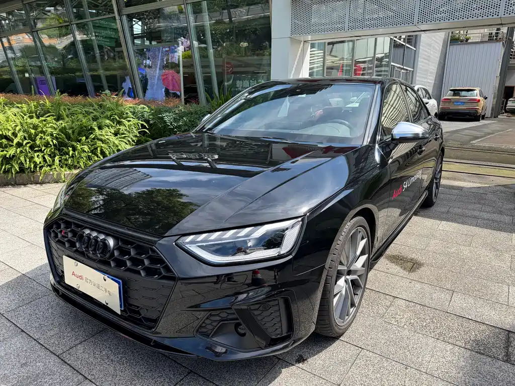 Audi S4 2025
