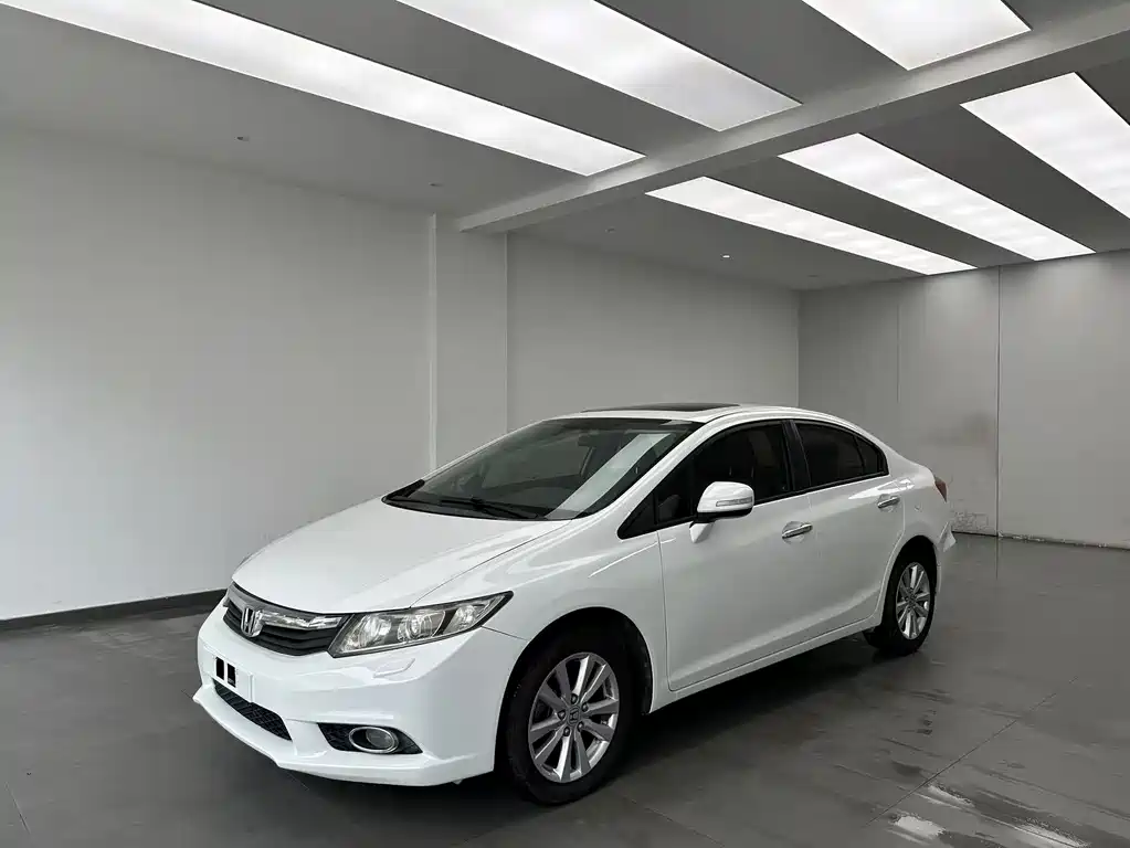 Honda Civic 2012 — фото 1